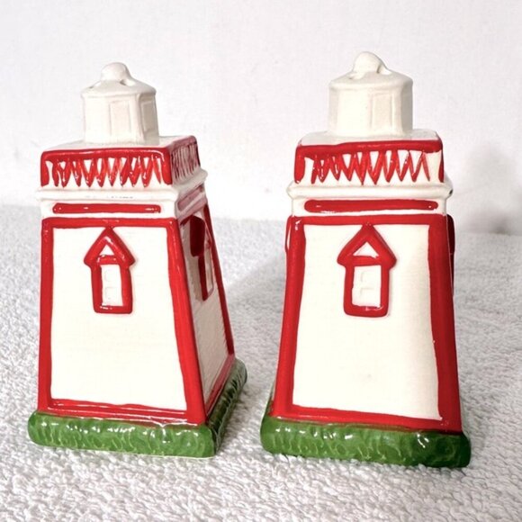 Vintage Ceramicic Lighthousees Salt & Pepper Shakers St. Anthony NL - Picture 8 of 9